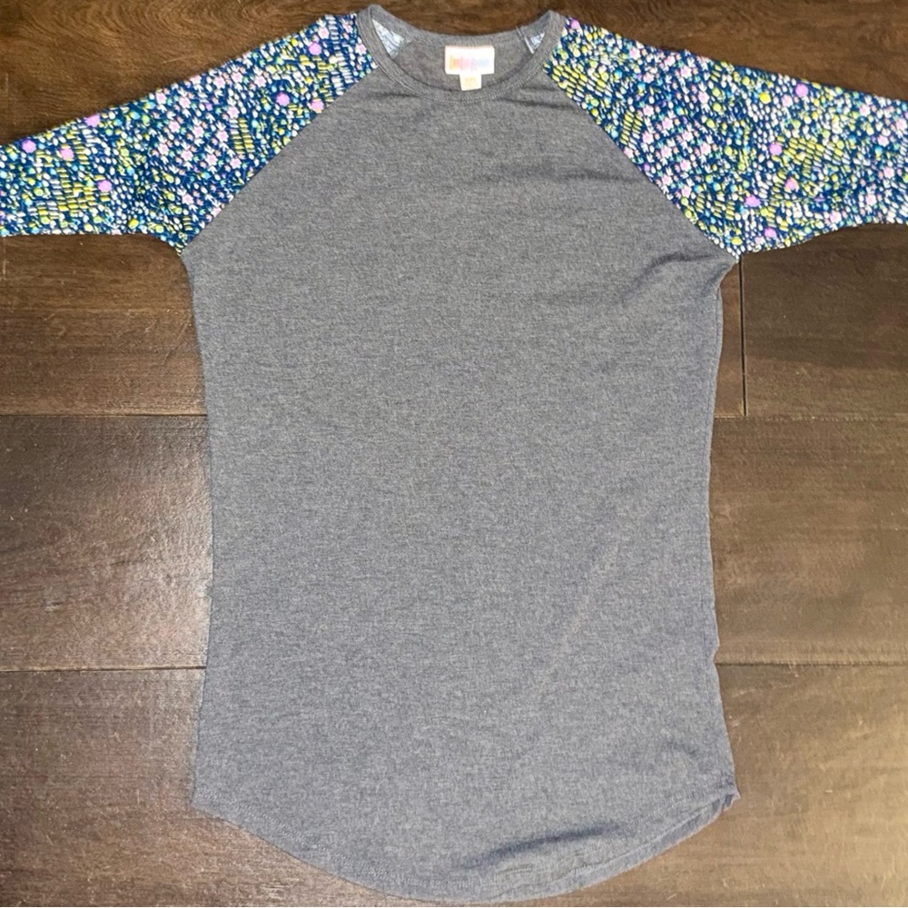 LuLaRoe Gray Tunic with Multicolor Sleeves